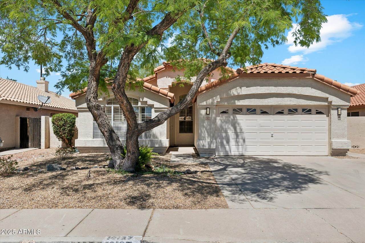 19127 79TH Drive - Photo 1