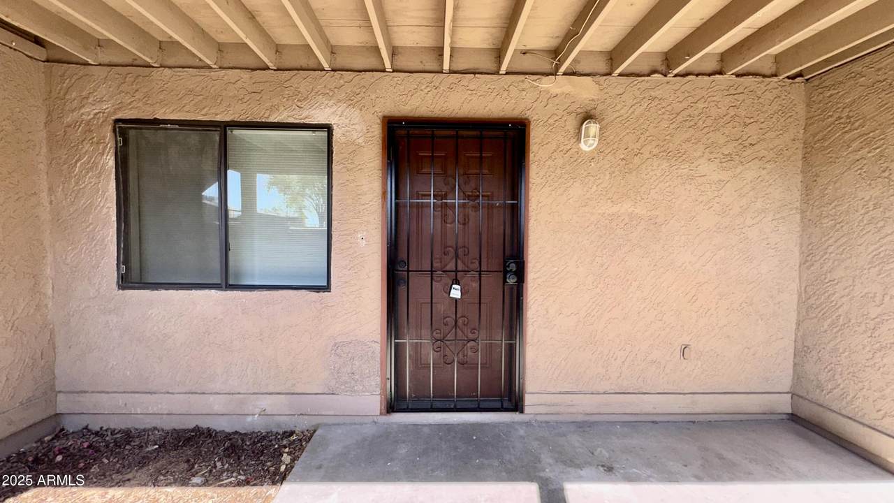 2737 Salem - Photo 1