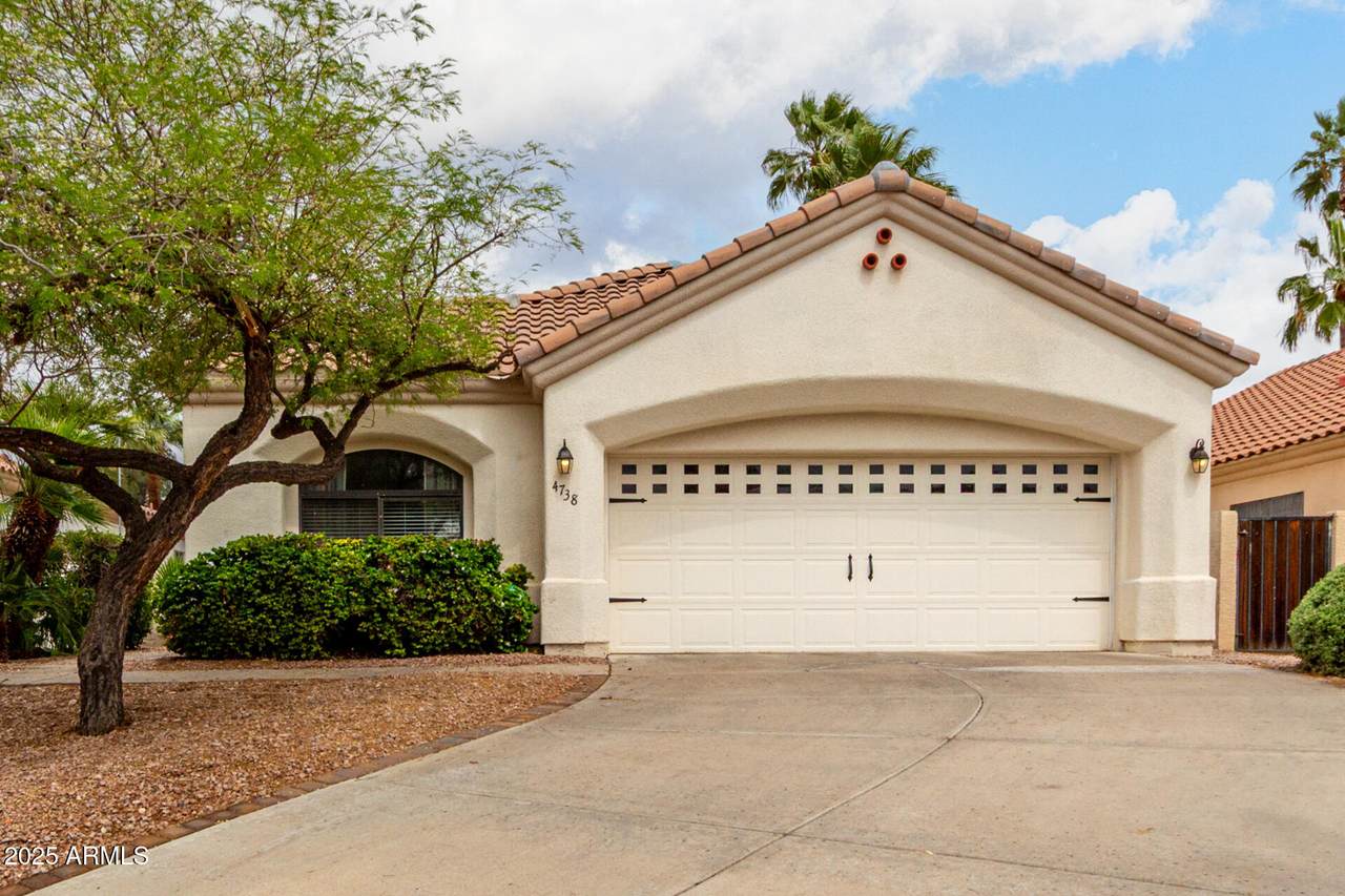 4738 Greenview Circle - Photo 1