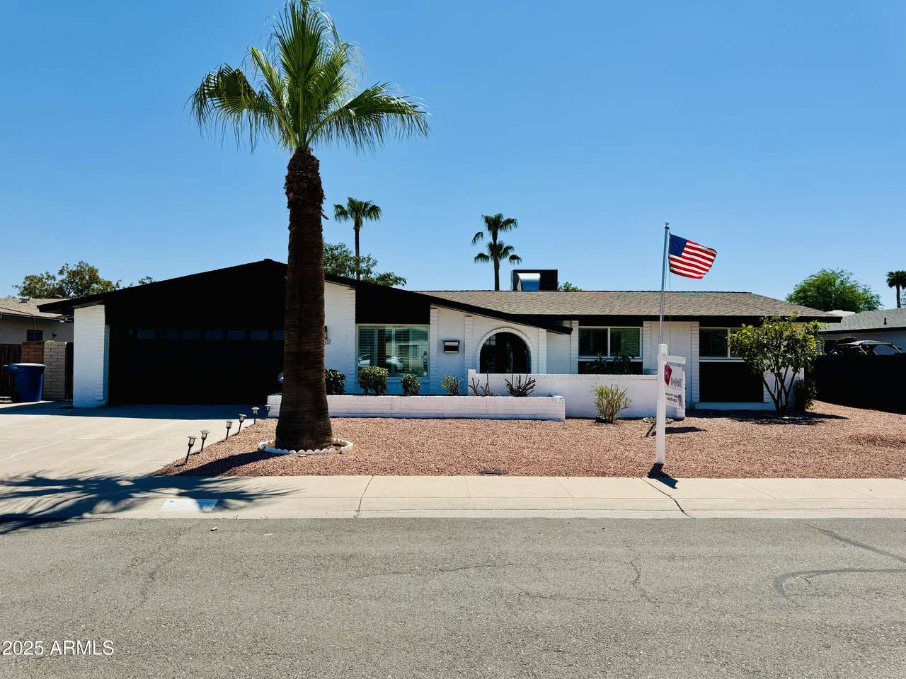 1941 Ellis Drive - Photo 1