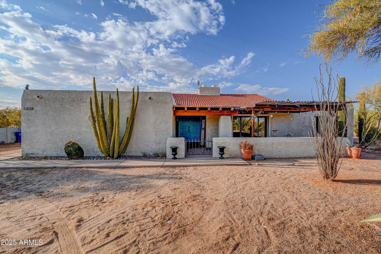 6520 Peak View Road - Photo 1