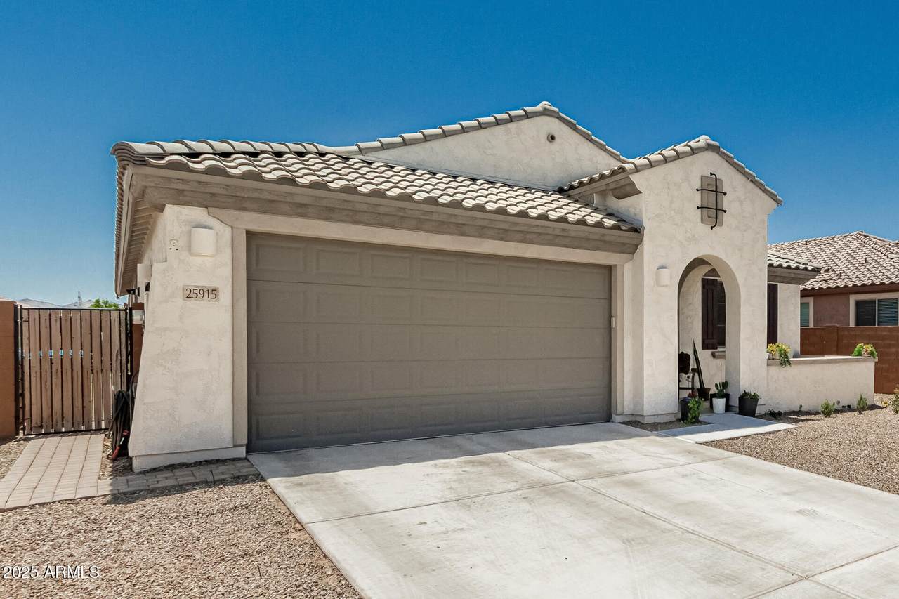 25915 Tina Lane - Photo 1