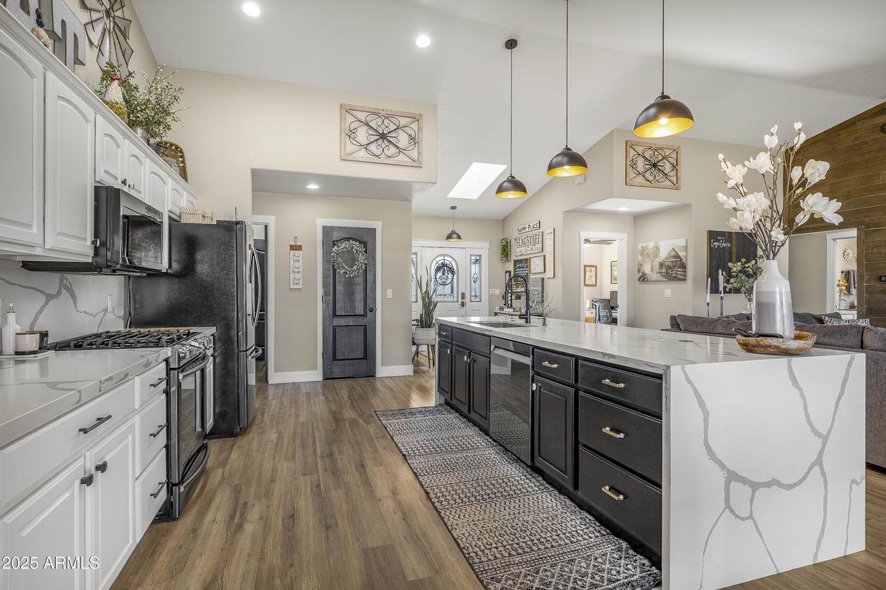 9534 Aldrich Road - Photo 1