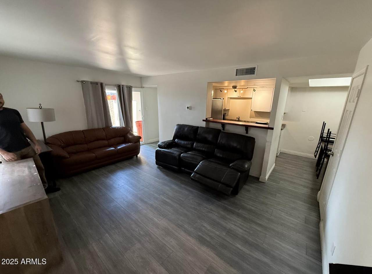 4111 Reade Avenue - Photo 1