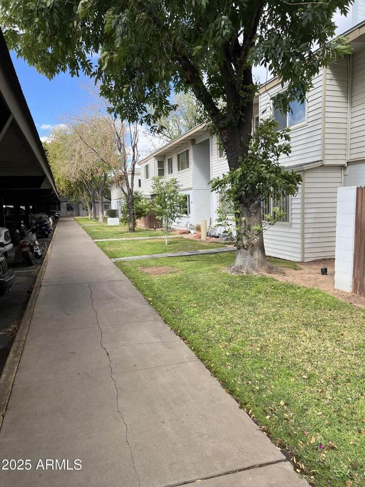 2530 Berridge Lane - Photo 1