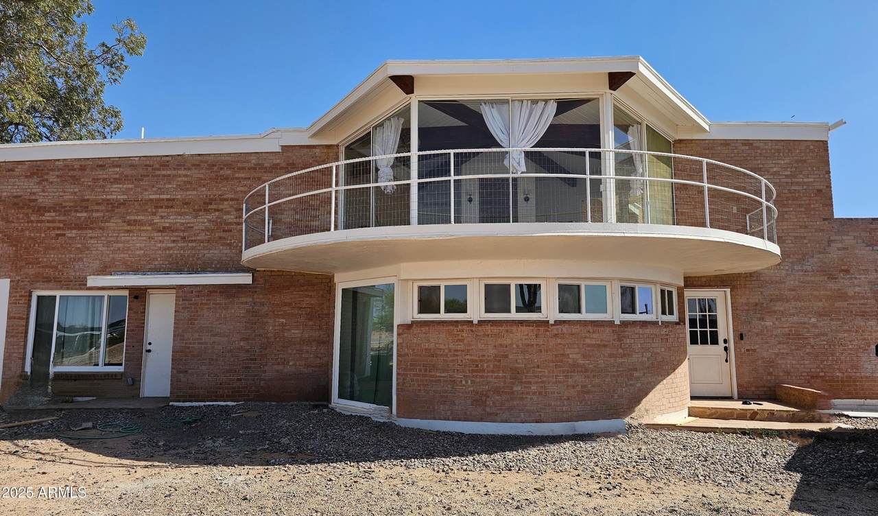 9220 Diffin Road - Photo 1