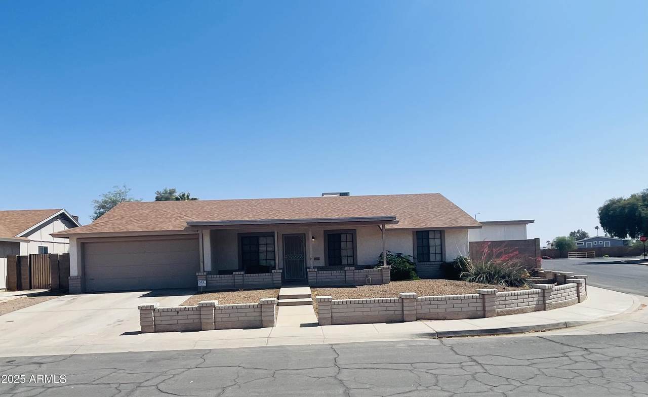 405 Providence Drive - Photo 1