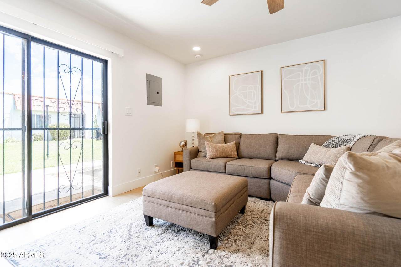 6810 35TH Avenue - Photo 1