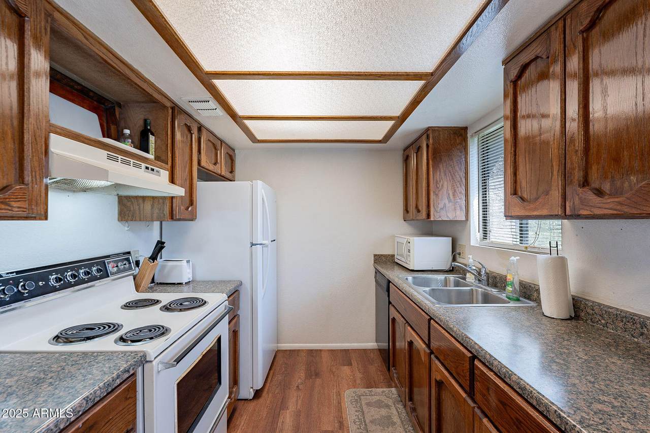 3131 Cochise Drive - Photo 1
