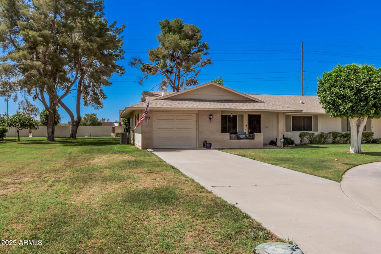 10913 Caron Drive - Photo 1