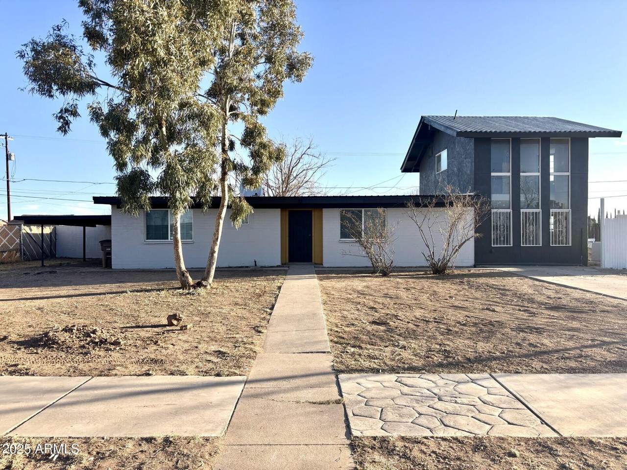 1705 6TH Street - Photo 1