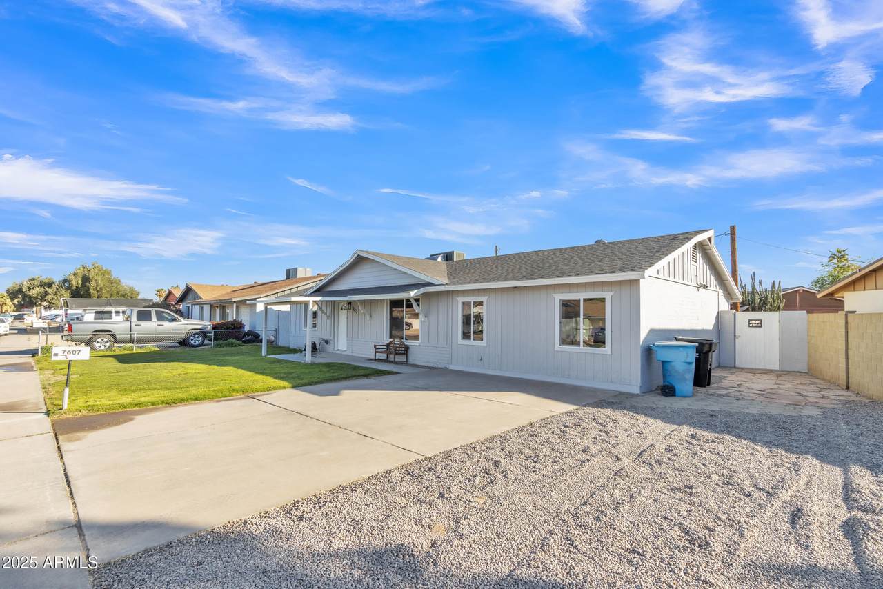 7607 42ND Lane - Photo 1