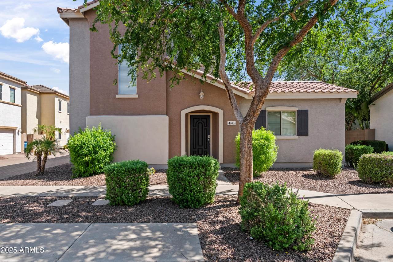 4743 Laurel Avenue - Photo 1