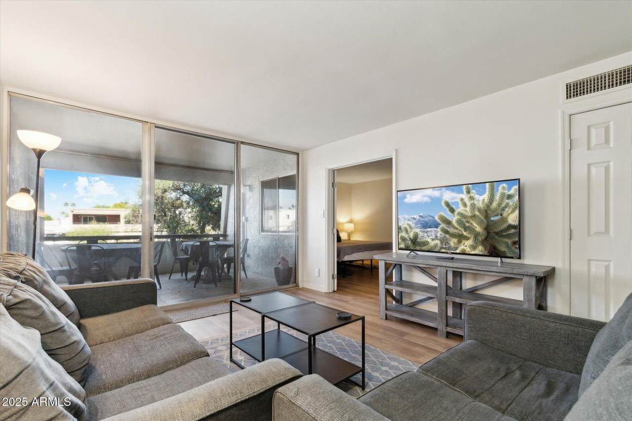 7625 Camelback Road - Photo 1