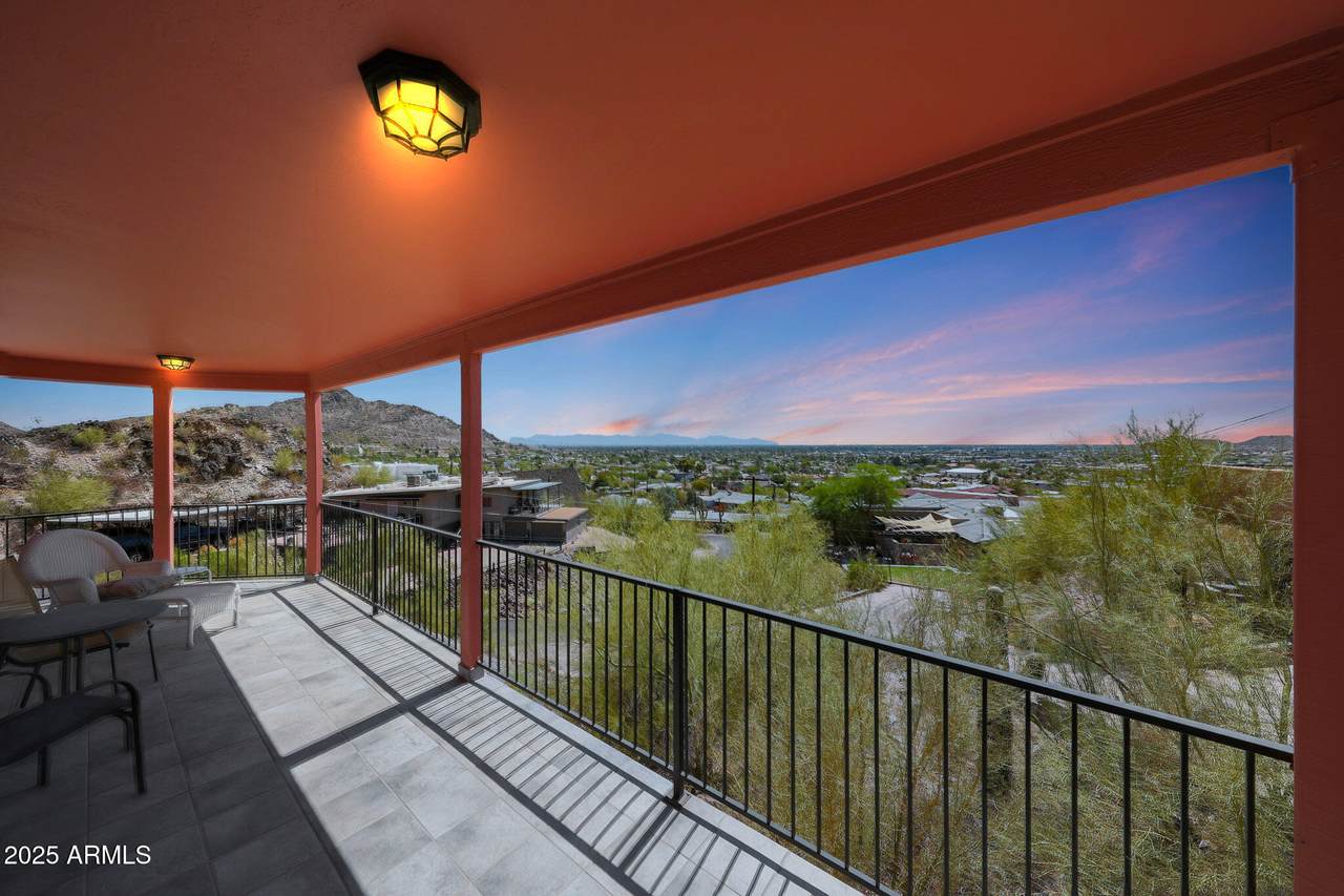 9932 16TH Place - Photo 1