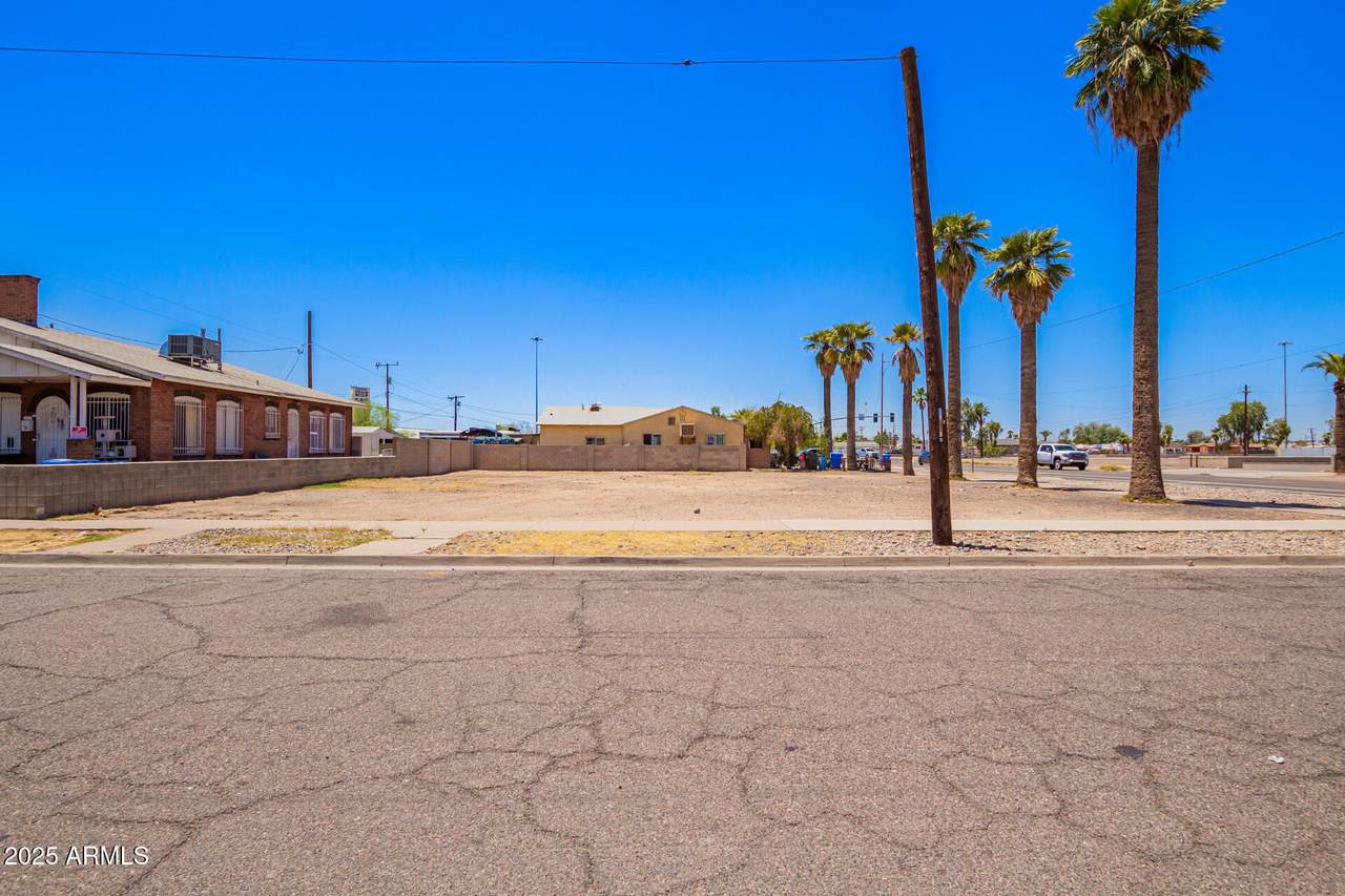 2203 Jefferson Street - Photo 1