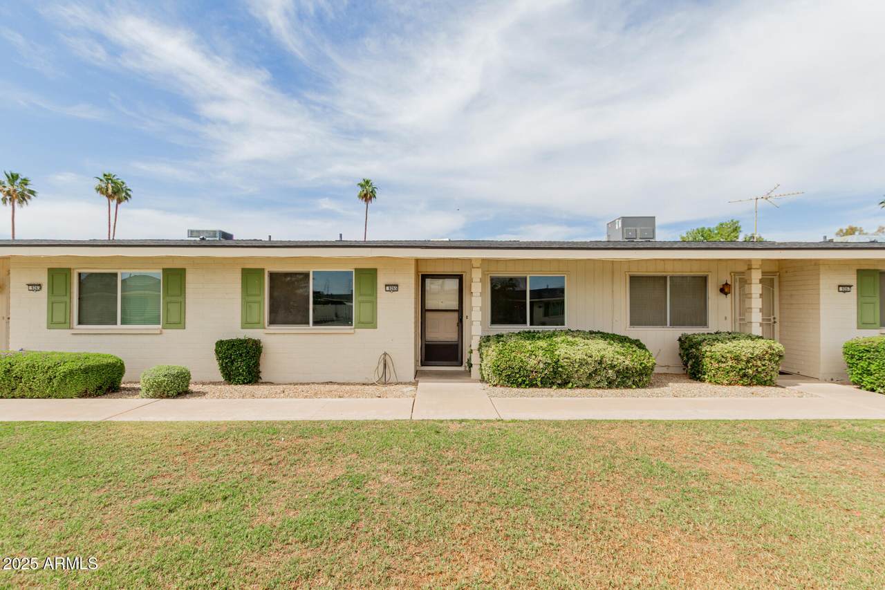9265 111TH Avenue - Photo 1