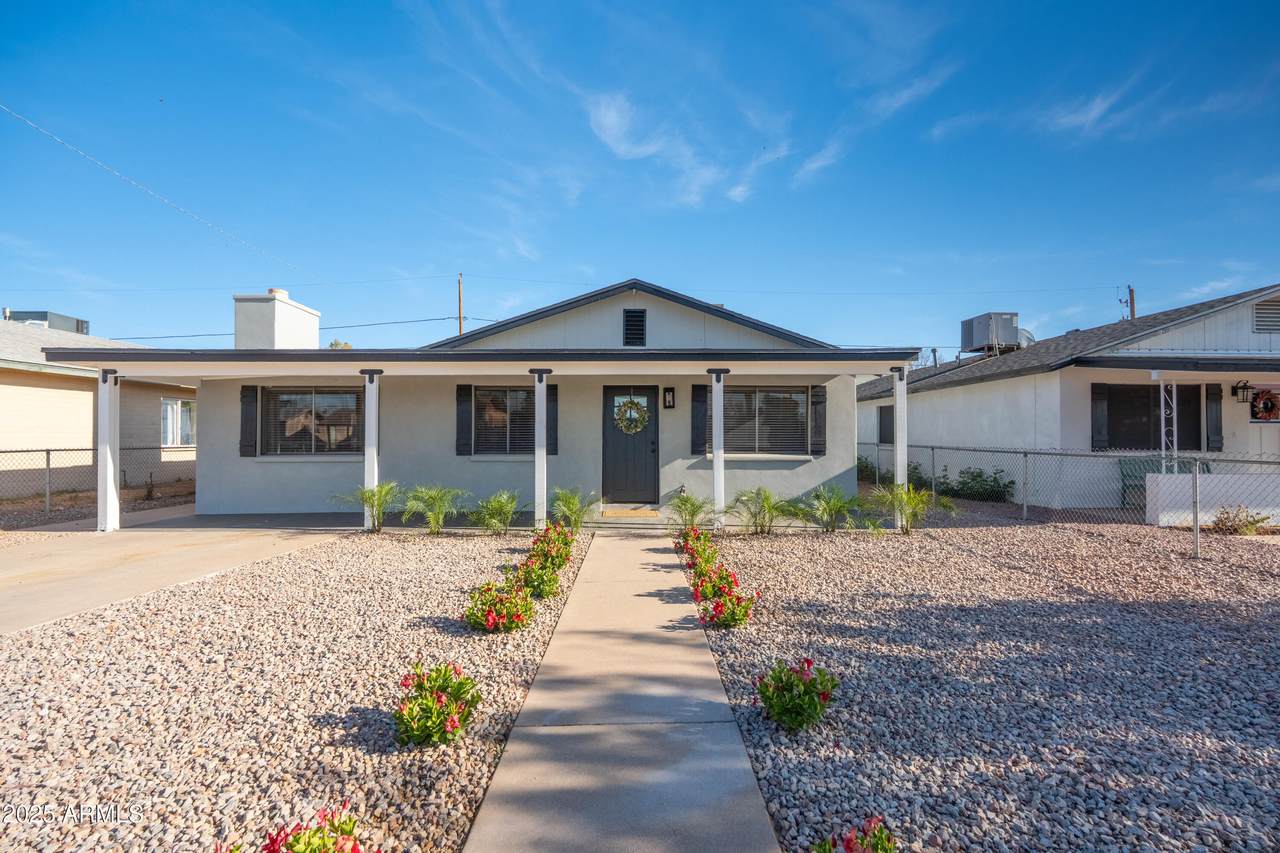 1135 4th Street - Photo 1
