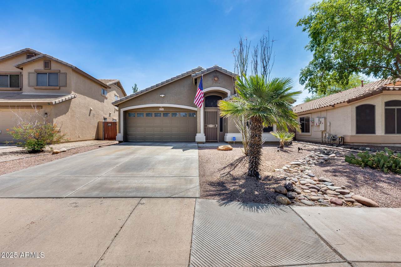 15743 165TH Lane - Photo 1