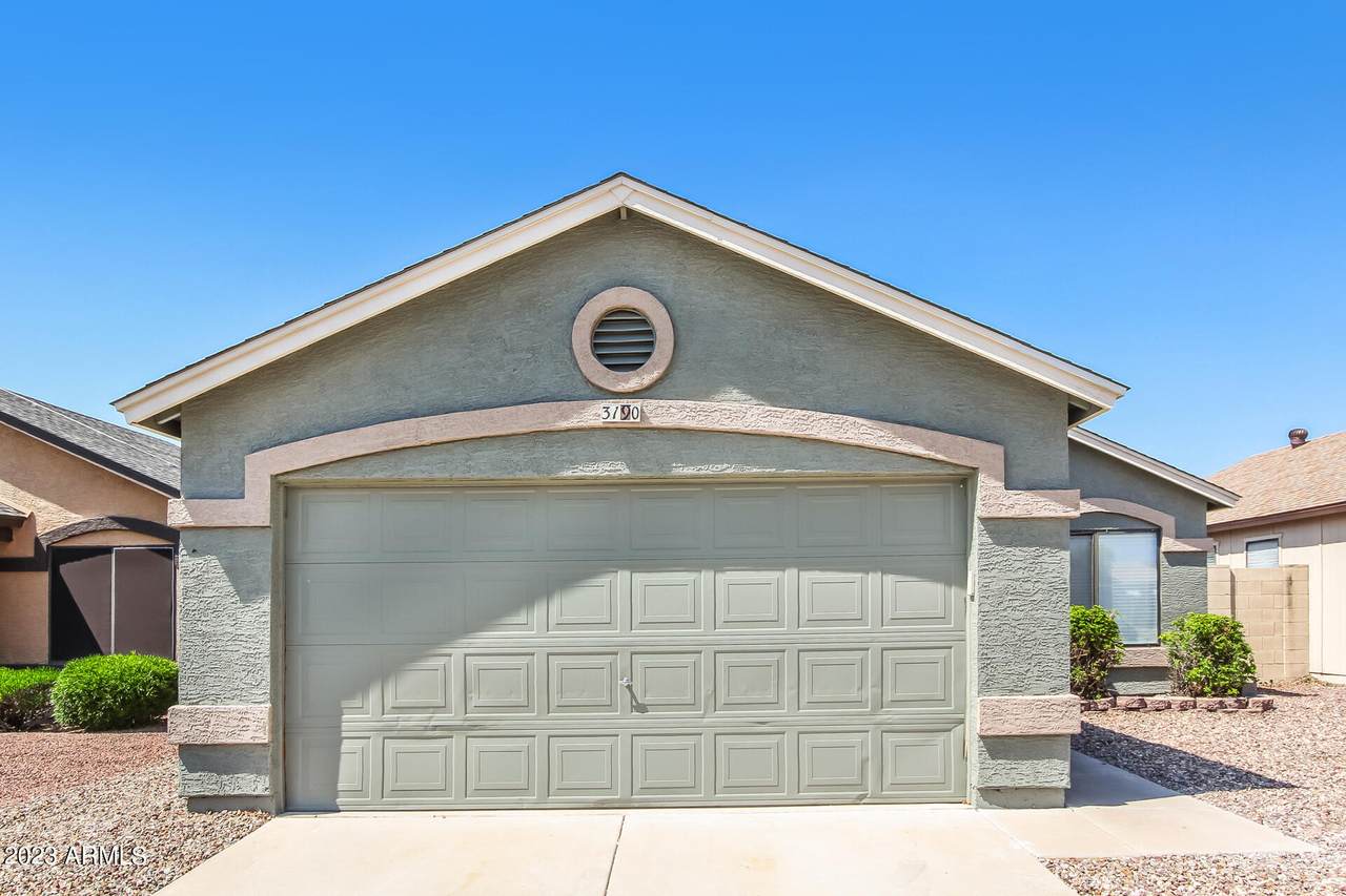 3190 Williams Drive - Photo 1