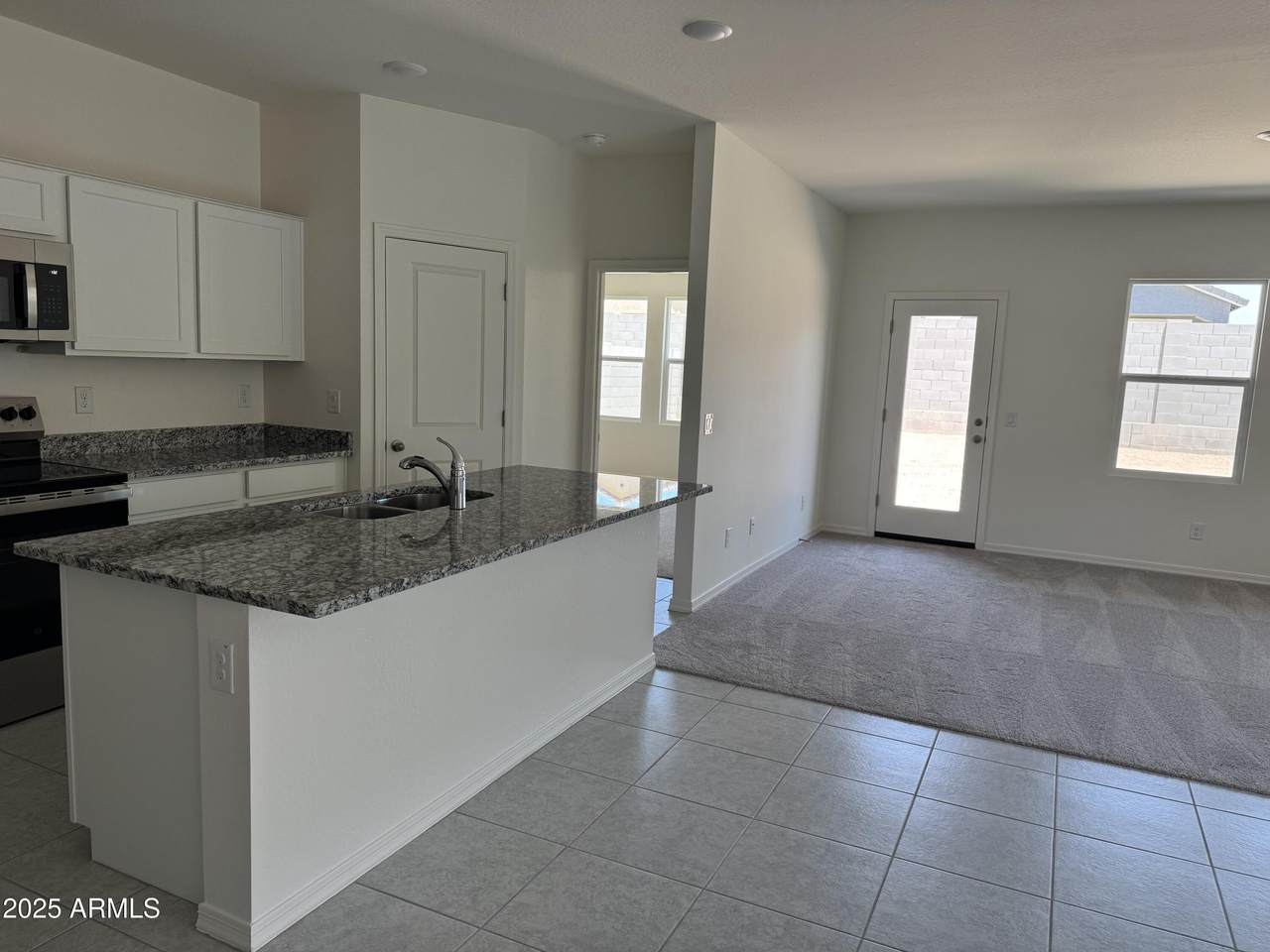 24238 Hidalgo Avenue - Photo 1