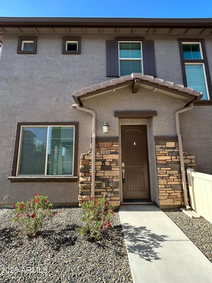 4100 Pinelake Way - Photo 1