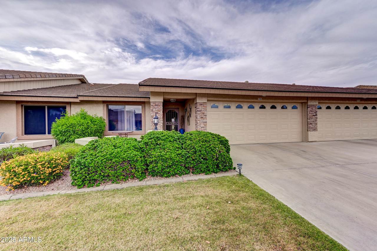 11069 Kilarea Avenue - Photo 1