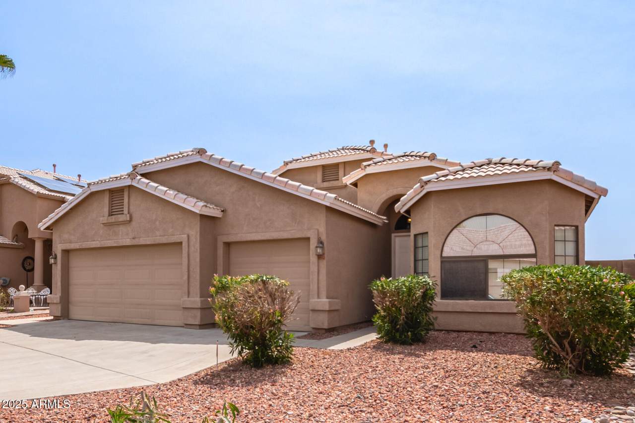 8632 10TH Lane - Photo 1