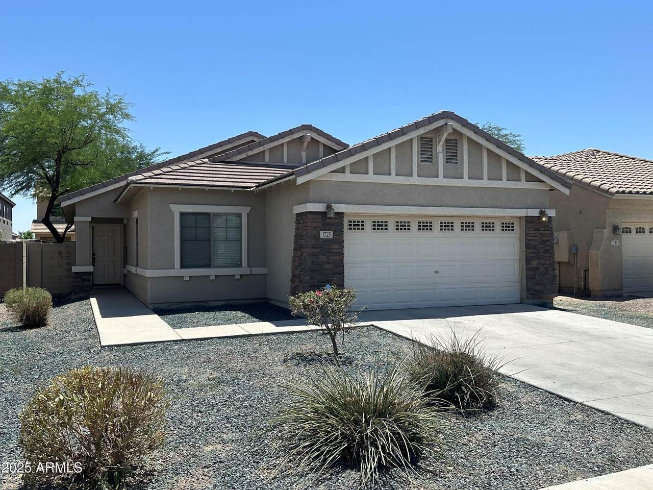 1725 Corriente Drive - Photo 1