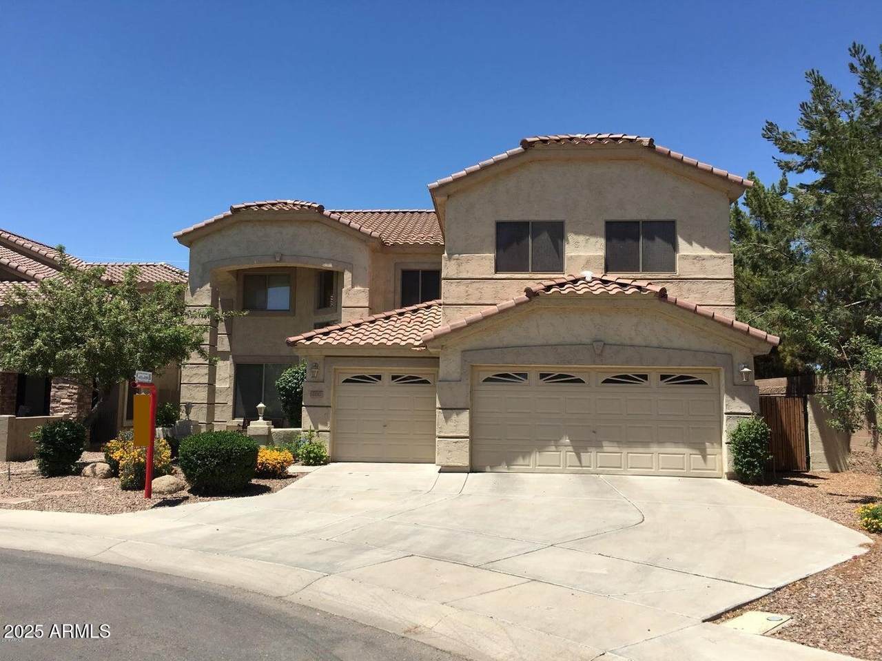 200 Flamingo Drive - Photo 1