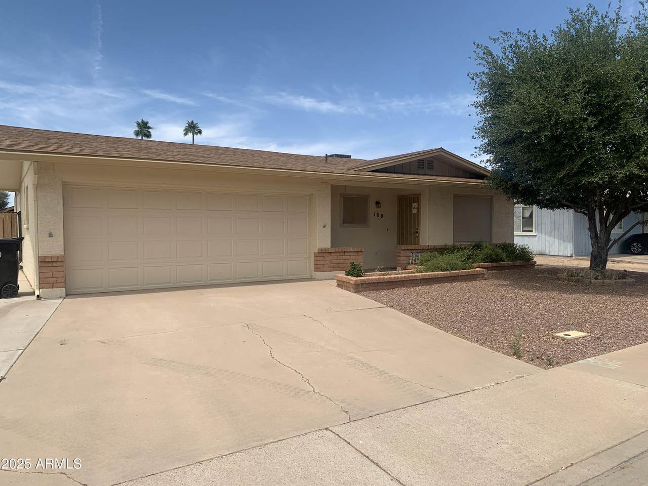 108 Jasmine Street - Photo 1
