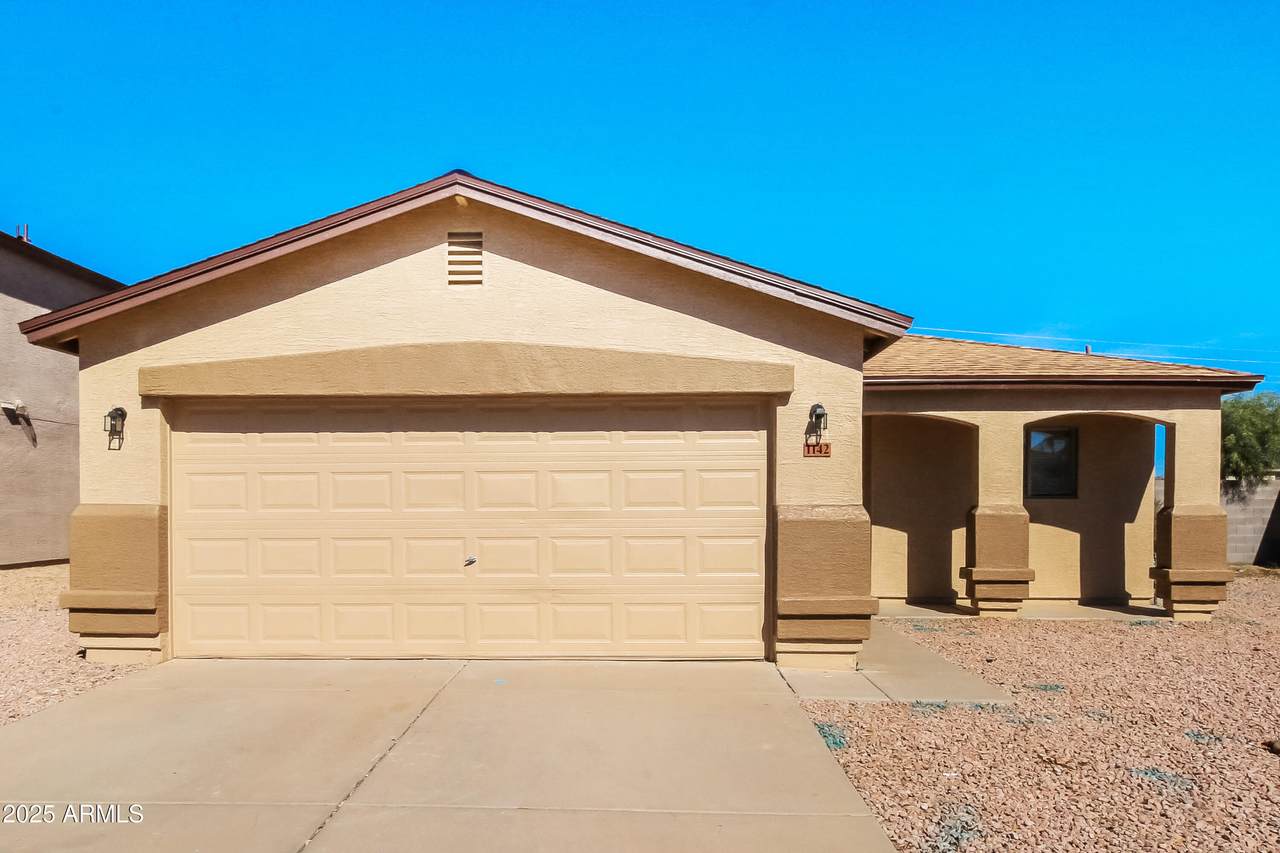 1142 Silversmith Trail - Photo 1