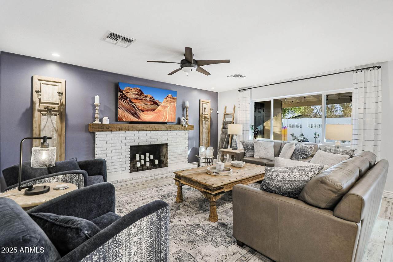 8501 Jackrabbit Road - Photo 1