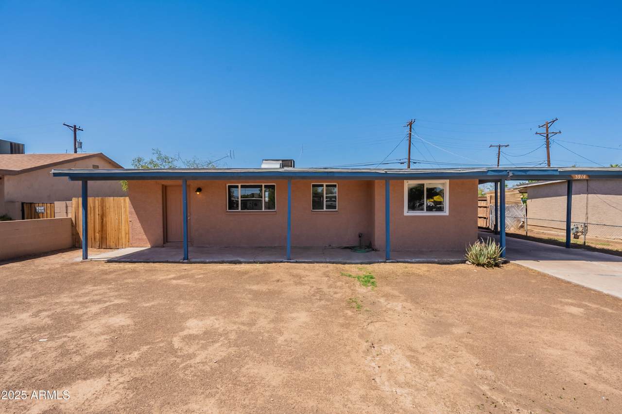 3914 Palm Lane - Photo 1