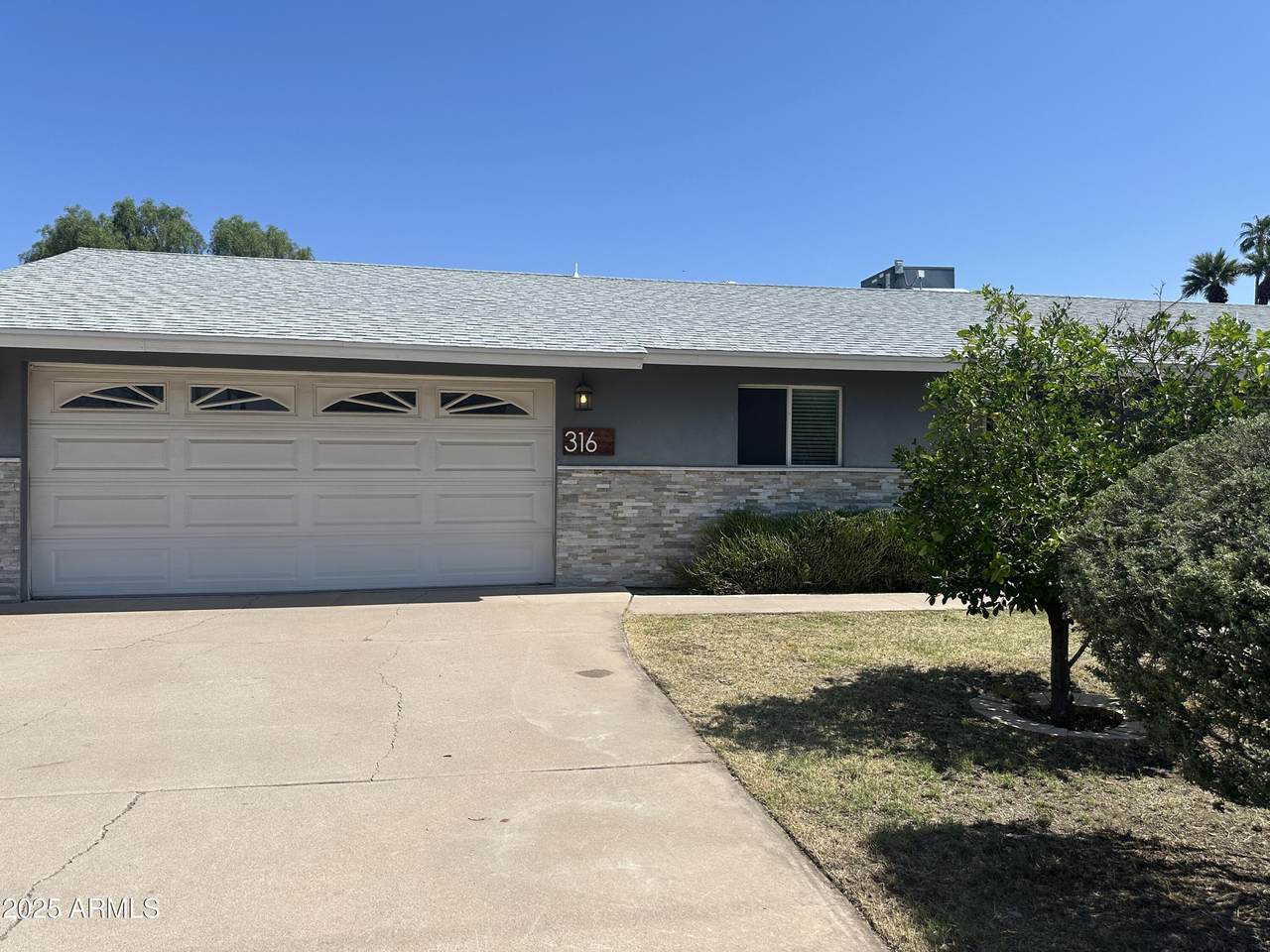 316 Northern Avenue - Photo 1