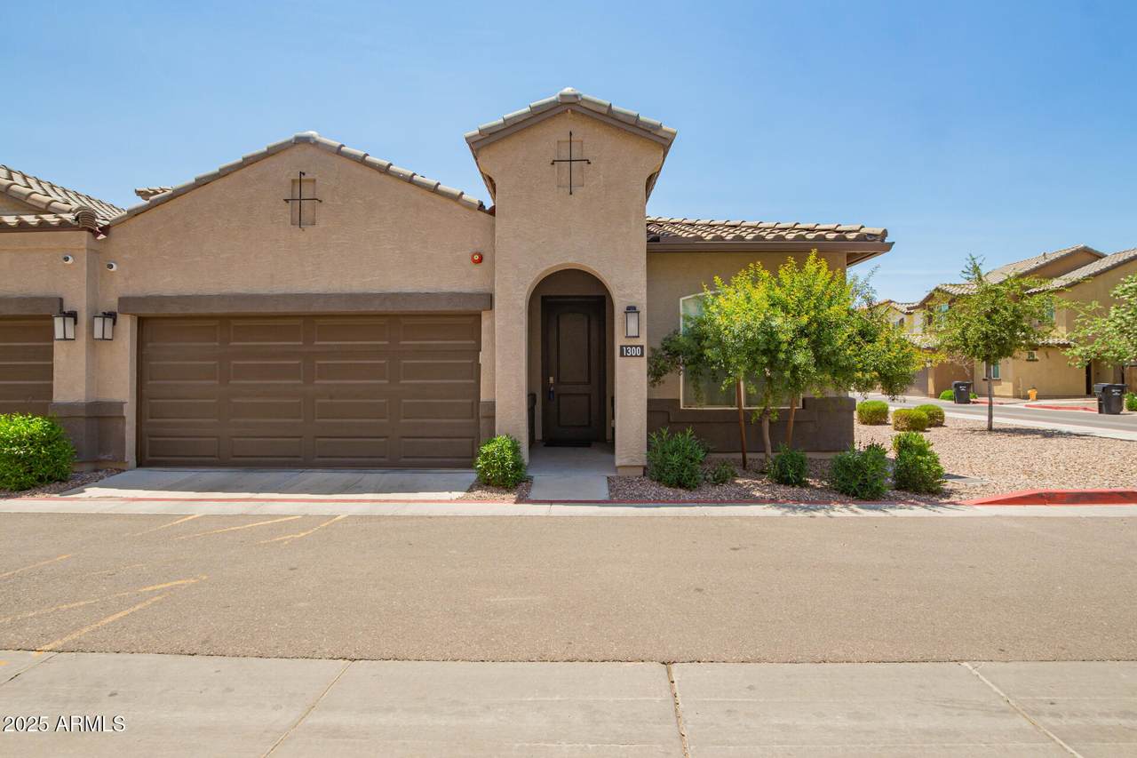 1255 Arizona Avenue - Photo 1