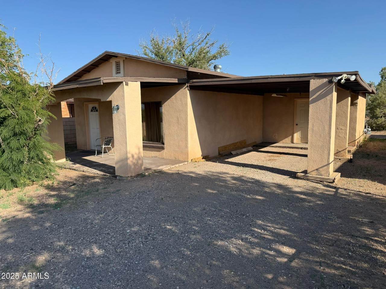 39 Merritt Avenue - Photo 1