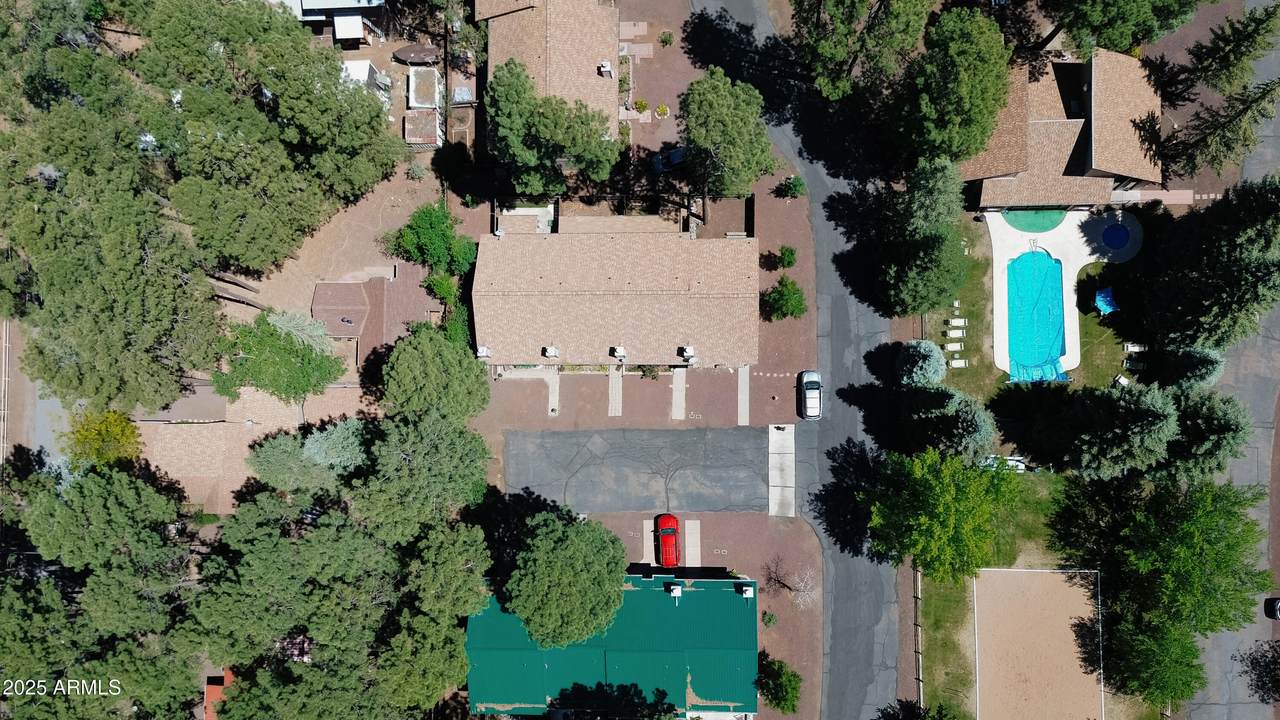 1460 Adair Dr - Photo 1