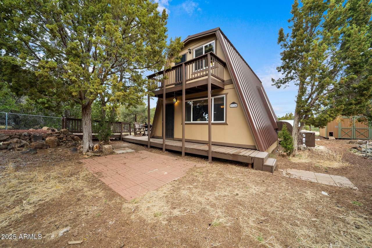 8624 Silver Creek Drive - Photo 1