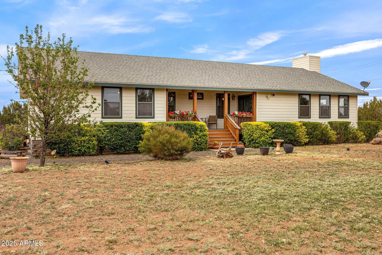 8870 Happy Trail - Photo 1