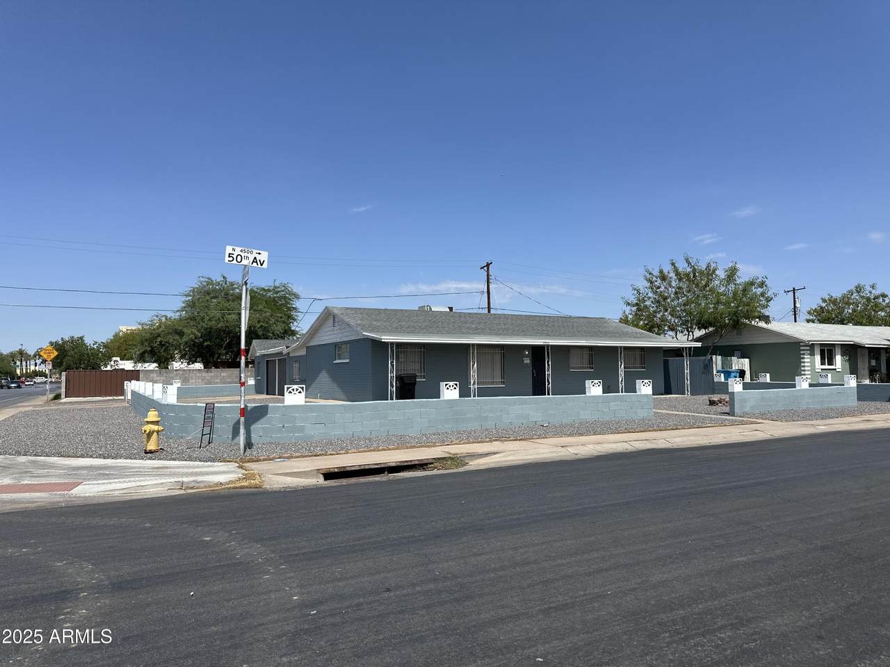 4502 50TH Avenue - Photo 1