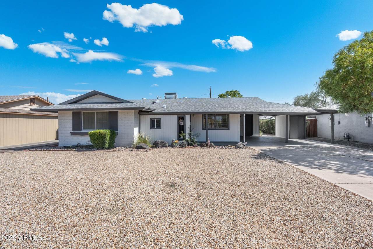 10647 Alabama Avenue - Photo 1