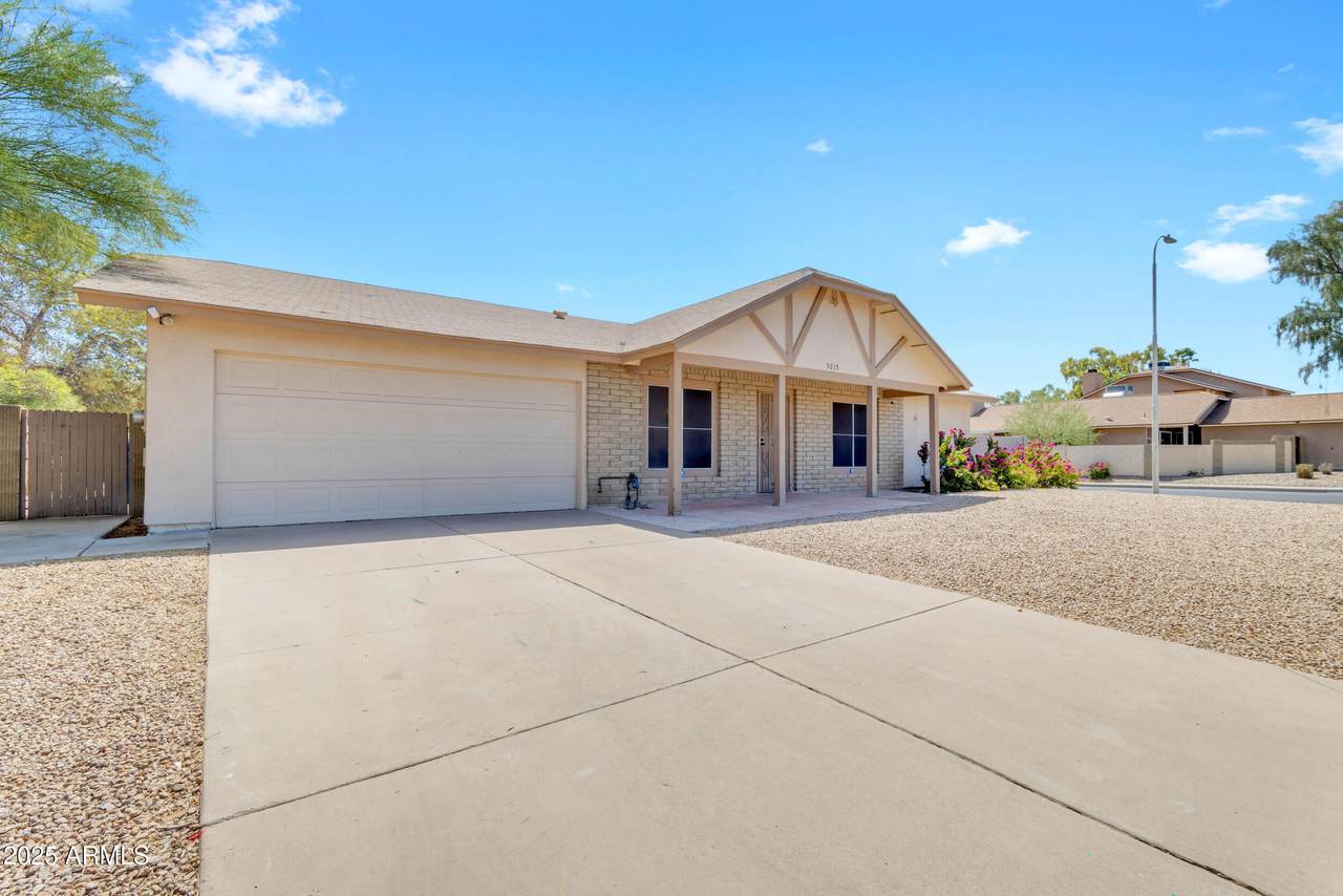 5015 Shomi Street - Photo 1