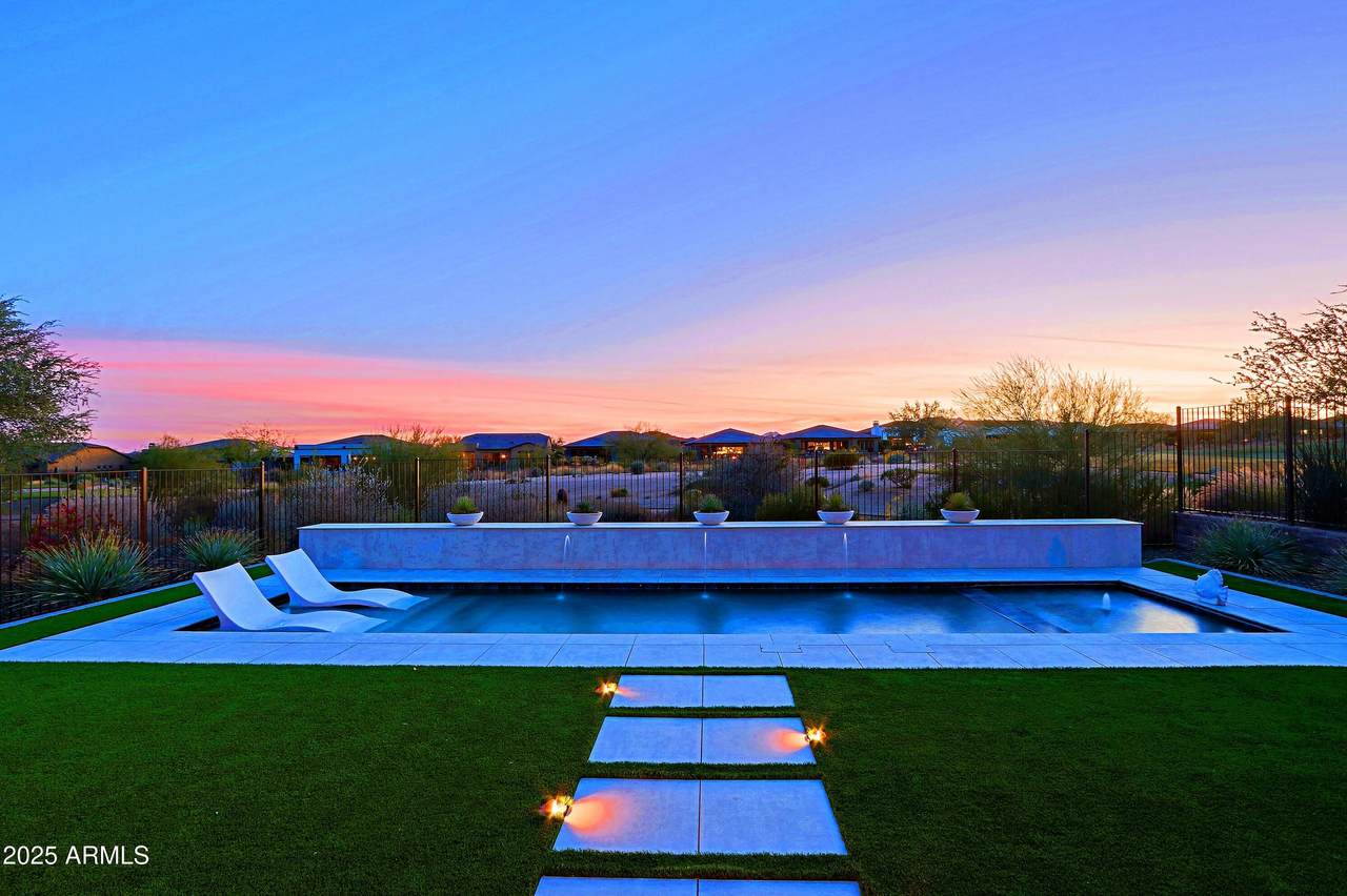 28776 Sandal Court - Photo 1