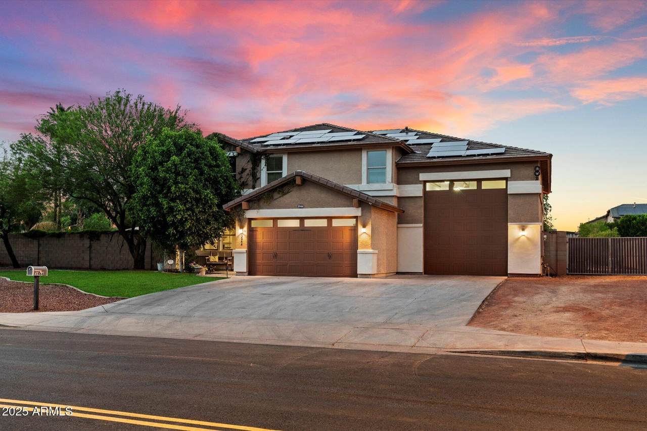 3944 Paradise Lane - Photo 1