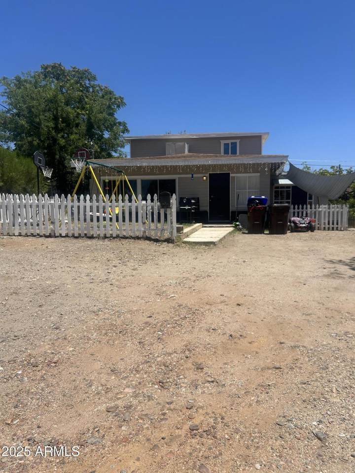 667 East Street - Photo 1