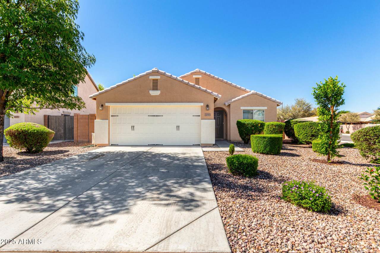 2053 Saddlebrook Court - Photo 1