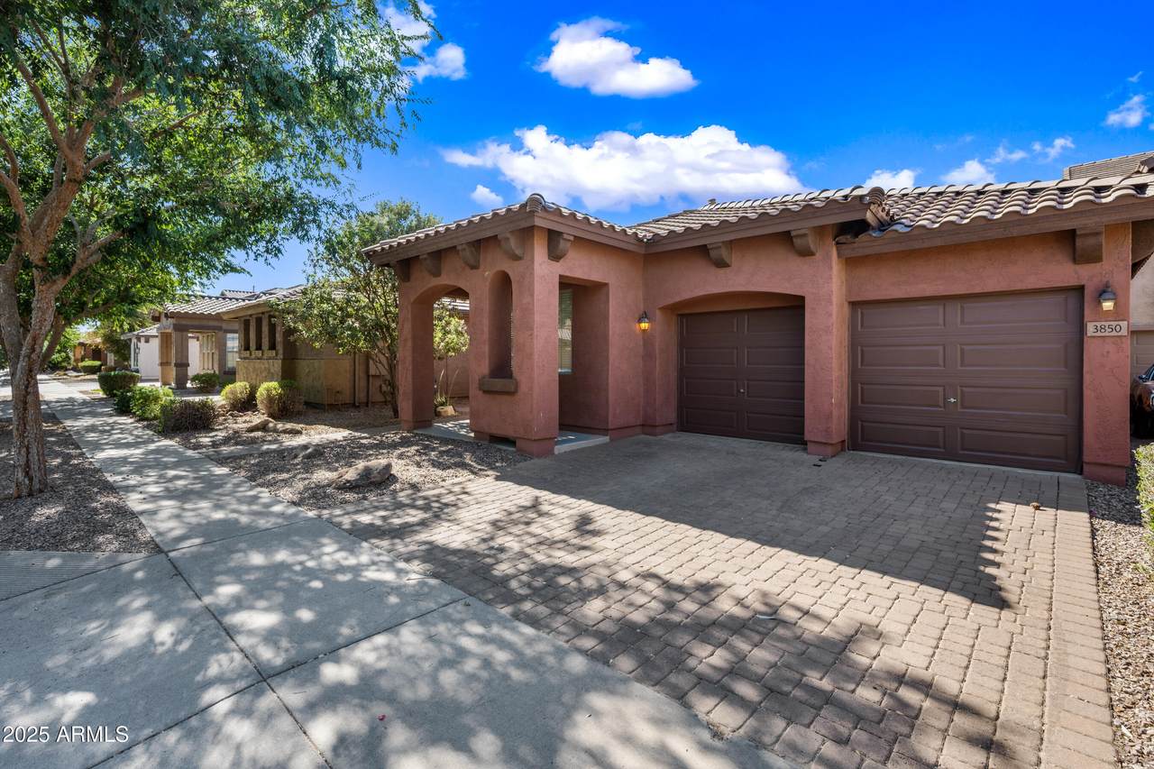3850 Geronimo Street - Photo 1