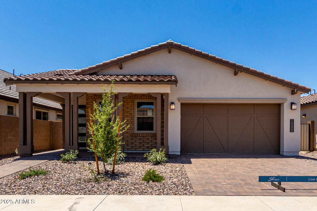 19338 212TH Place - Photo 1