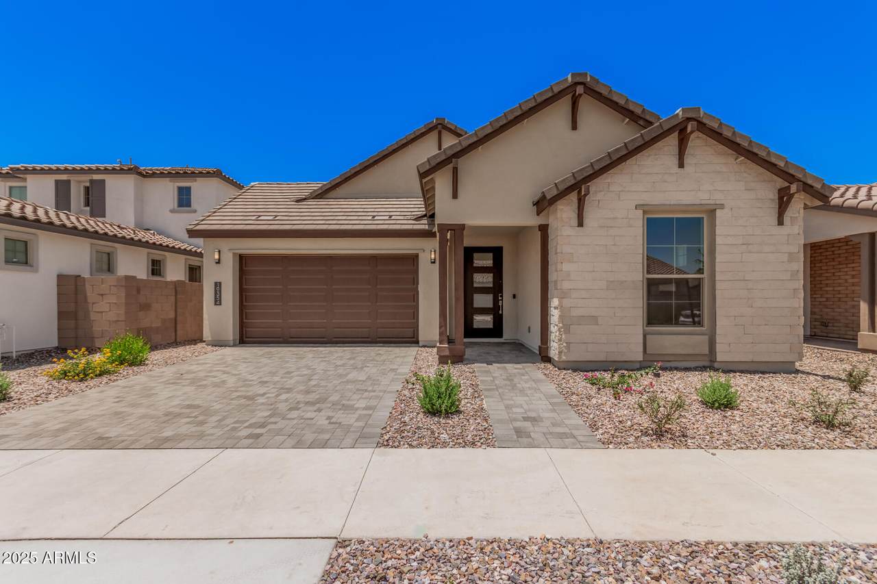 19354 212TH Place - Photo 1